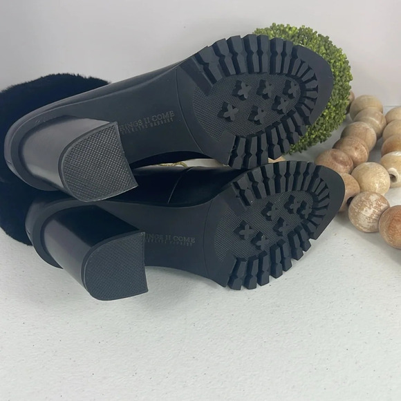 THINGS II COME
Women's Maliyana Luxurious Lace-Up Embellished Block-Heel Booties - Picture 8 of 12